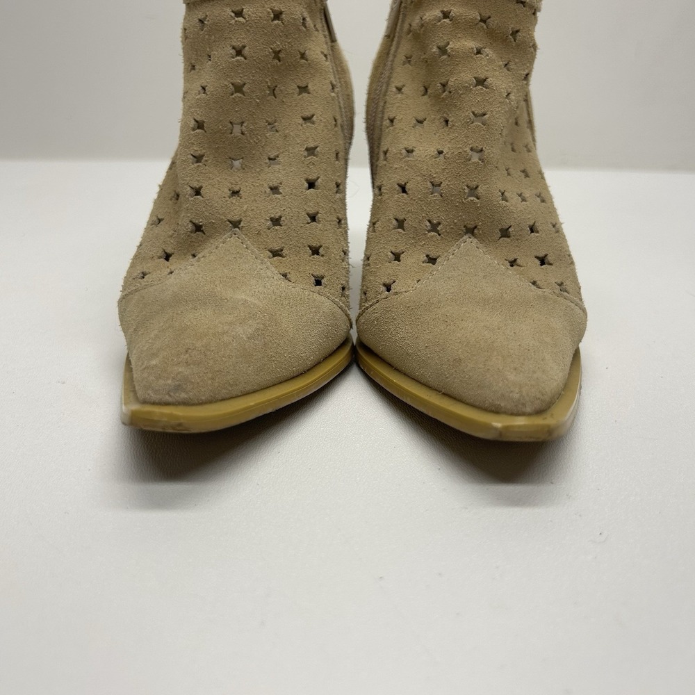 Newport News Suede Laser Cut Out Ankle Boots Booties Western Pointed Toe Size 6 - Picture 5 of 14